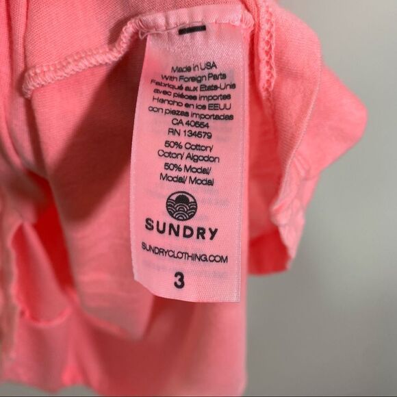 ANTHROPOLOGIE Sundry 100% Cotton Crew Neck T-Shirt in Neon Pink - Size Large - Picture 3 of 5